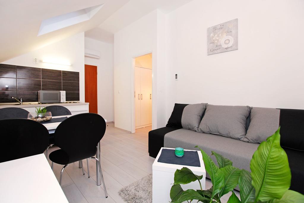 Apartments Park Vela Luka Pokoj fotografie